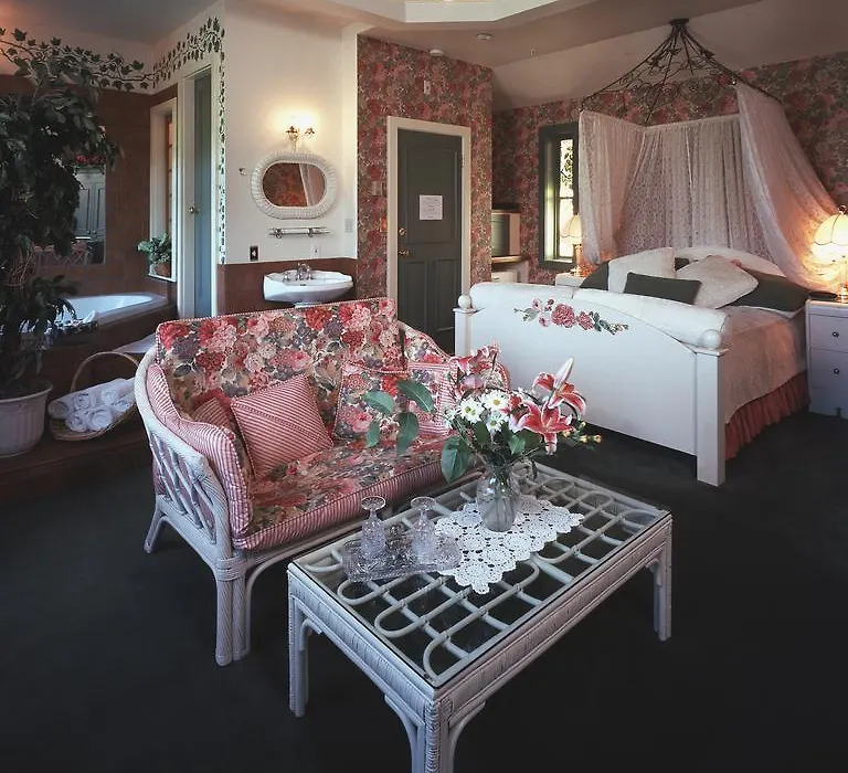 Humboldt House Bed & Breakfast-1